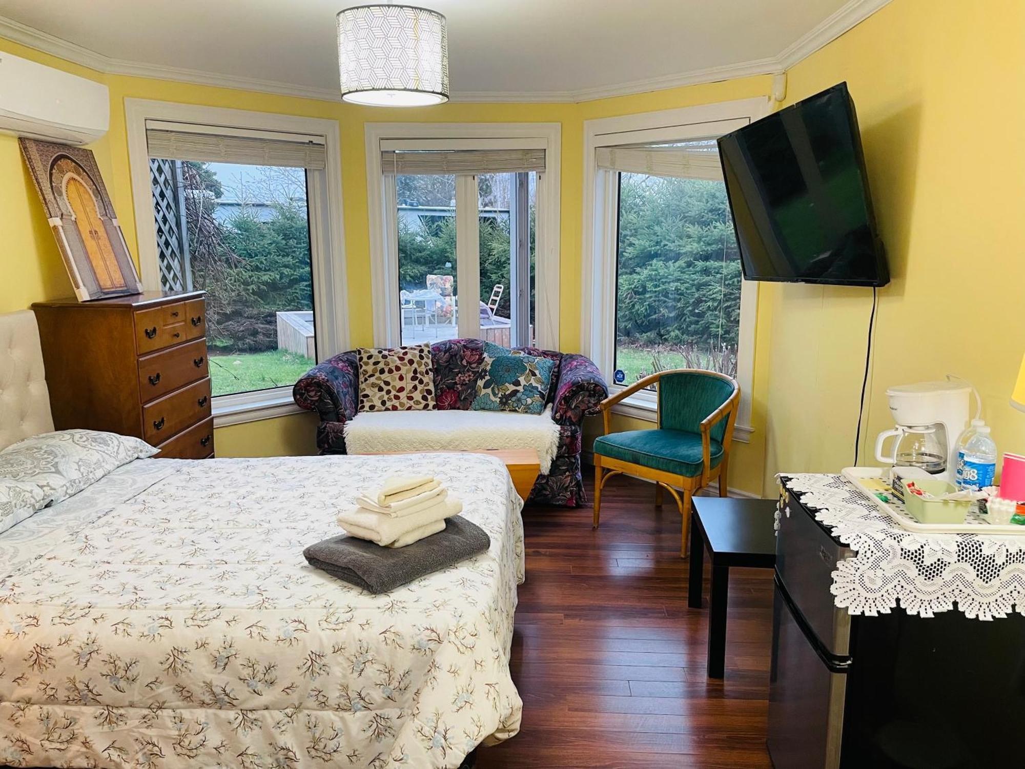 Lily'S Garden Hotel Charlottetown Buitenkant foto